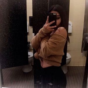 perfect sweater for fall/winter